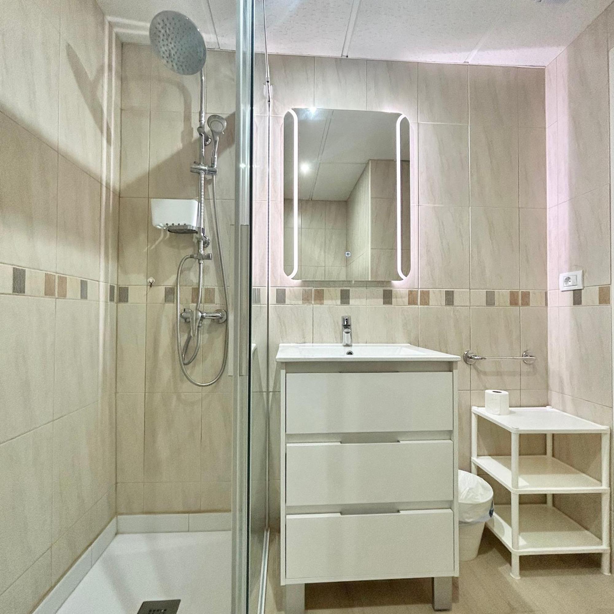 Lovely 1 Bed Apartment In Castle Harbour C108 Los Cristianos  Esterno foto